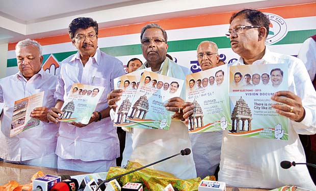 CM Siddaramaiah, Dr G. Parameshwar, Minister Ramalinga Reddy, Chella Kumar, AICC secretary release the Congress vision document at KPCC office, in Bengaluru on Monday (Photo: DC) CM Siddaramaiah, Dr G. Parameshwar, Minister Ramalinga Reddy, Chella Kumar, AICC secretary release the Congress vision document at KPCC office, in Bengaluru on Monday (Photo: DC)